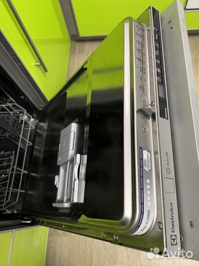 Встраиваемая посудомоечная машина 45 см