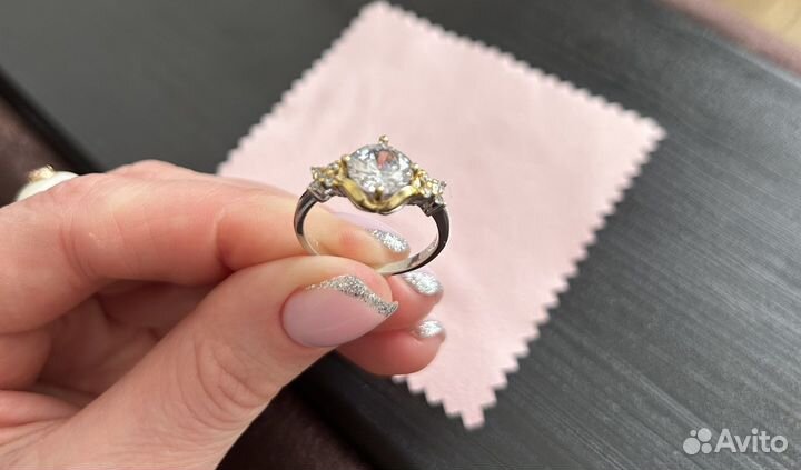 Серебряное кольцо