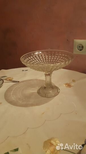 Ваза для фруктов на ножке цветное стекло СССР