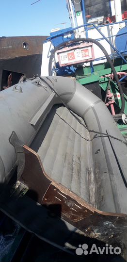 Лодка Флагман 320 нднд