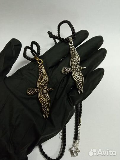 Подвеска Kvitravn с кельтским узором