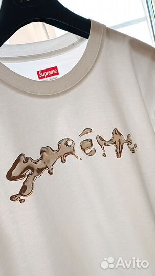 Футболка supreme