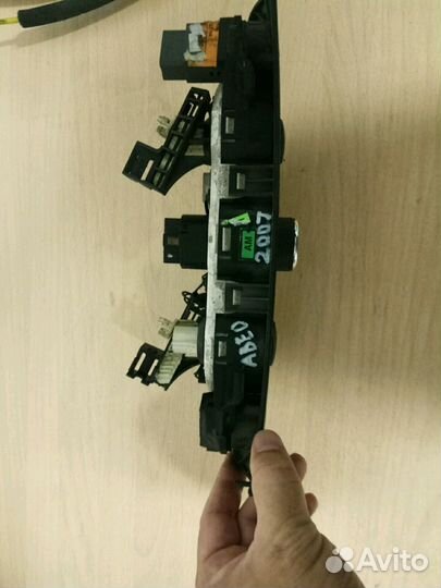 Блок управления климатом Шевроле Авео