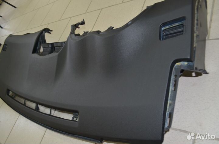 Торпедо панель приборов Тойота Королла 10