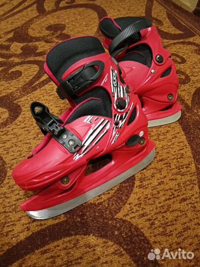 Коньки хоккейные