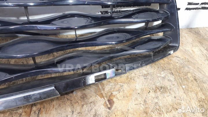 Решетка радиатора Infiniti FX/QX70