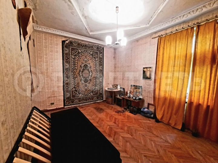 Комната 15 м² в 2-к., 4/4 эт.