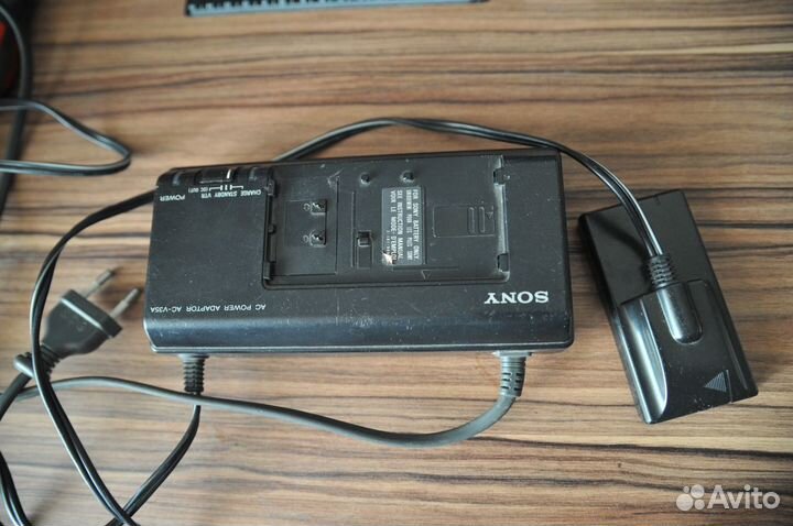 Зарядное, блок питания, для видеокамеры sony ac-v3