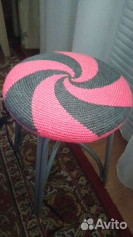 Вязанный Чехол на табурет