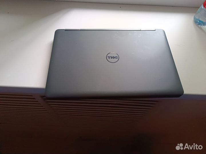 Ноутбук dell latitude