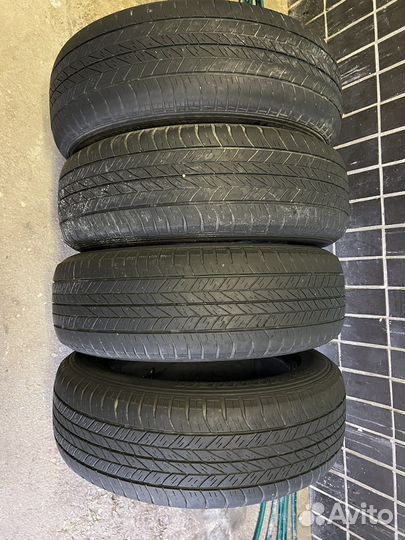 Dunlop Grandtrek ST1 215/60 R17