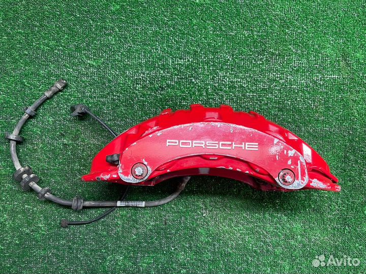 Суппорт передний левый Porsche Macan