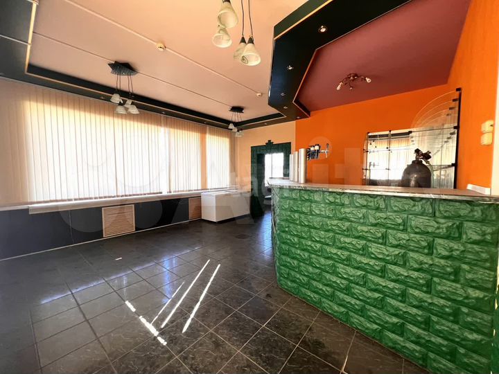 Продам помещение свободного назначения, 411.9 м²