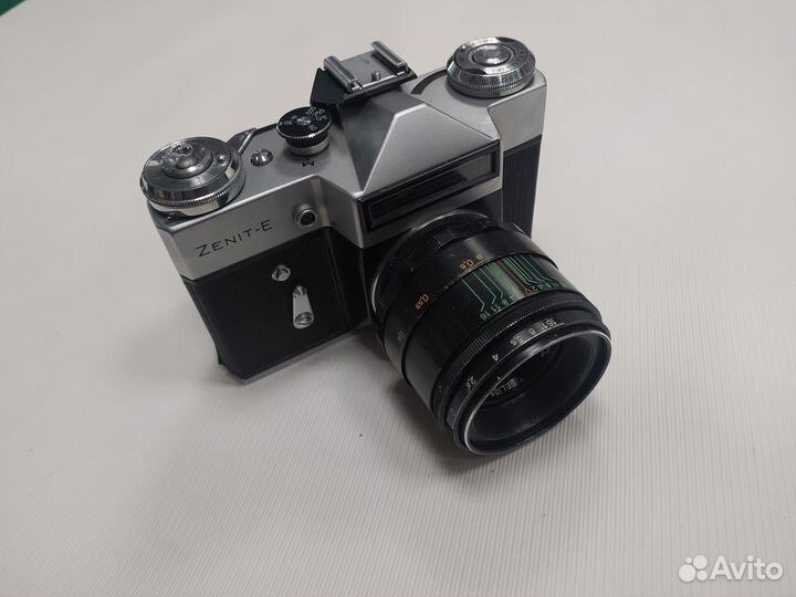 Фотоаппарат Зенит-Е с Гелиос 44-2