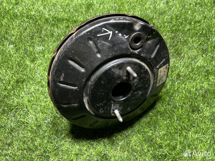 Вакуумный усилитель тормозов Volkswagen Polo