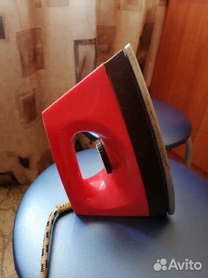 Утюги СССР и утюг современный