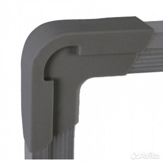 Доска магнитно-маркерная 90х120см с полочкой новая