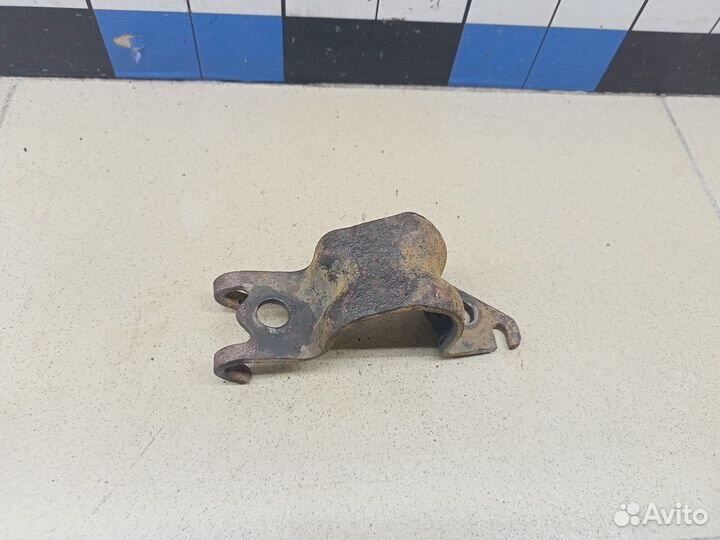 Кронштейн крепления переднего стабилизатора Land C