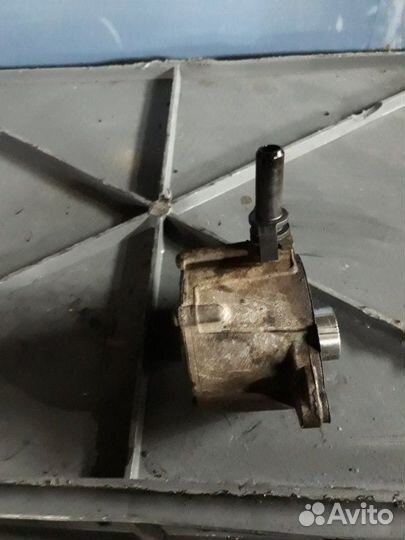 Вакуумный насос Mercedes Vito W639 2.2 OM651 2014