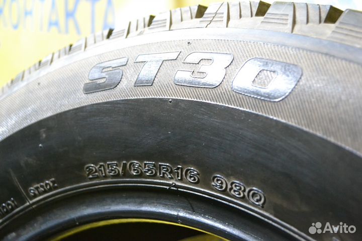 Bridgestone ST30 215/65 R16