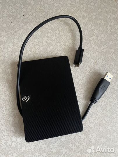 Внешний жесткий диск Seagate 1 tb