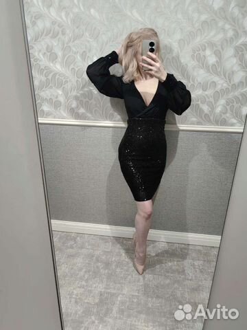 Блестящее платье