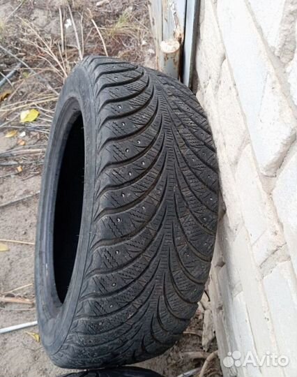 Sava Eskimo Stud 205/55 R16 95T