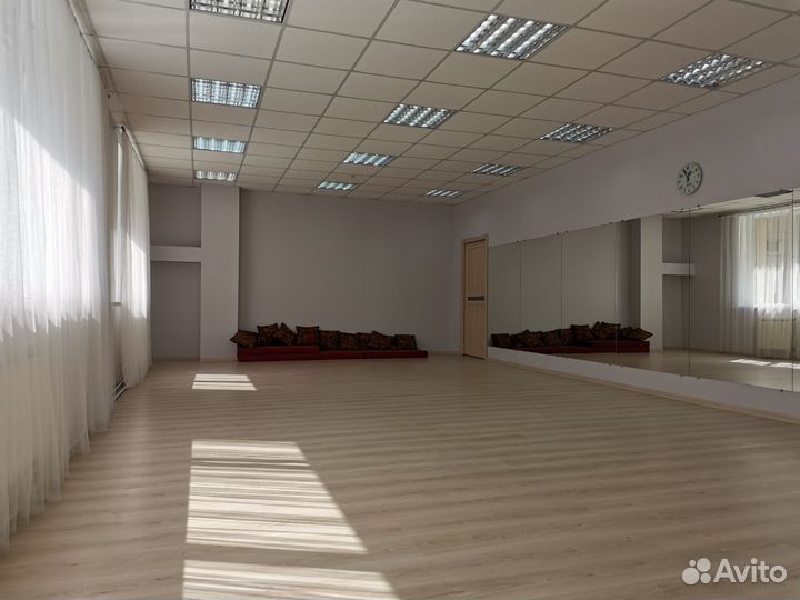 Танцевальные залы в аренду Взлётка