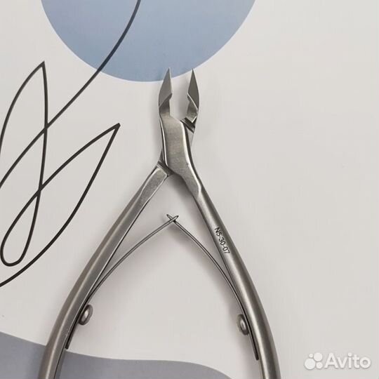 Кусачки для маникюра и педикюра