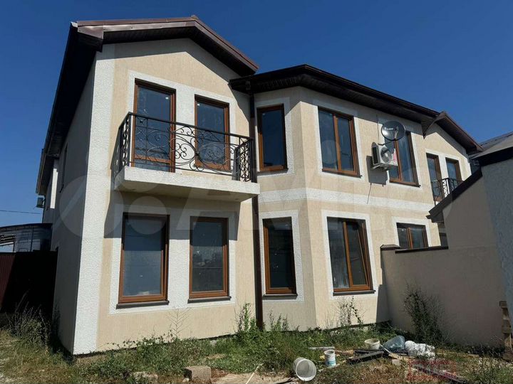 Таунхаус 95 м² на участке 1,5 сот.