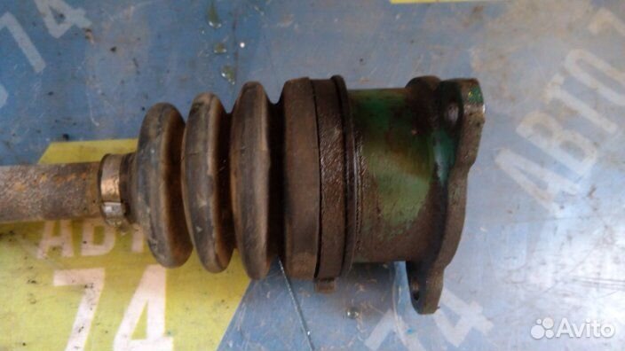 Полуось передняя левая Chevrolet Tracker 1998-2004