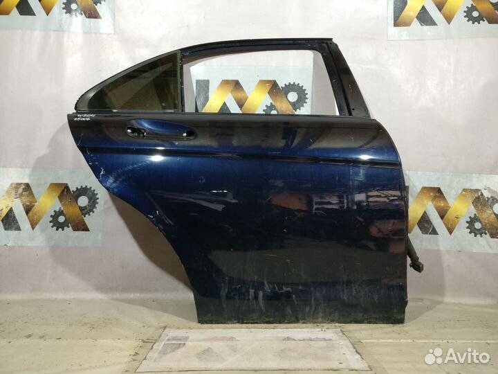 Мерседес W204 2007- Дверь правая задняя 15006