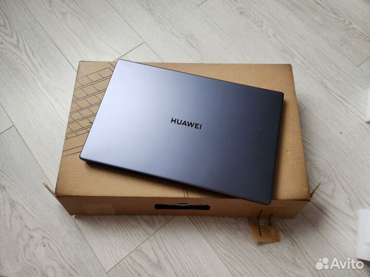 Huawei MateBook D 14