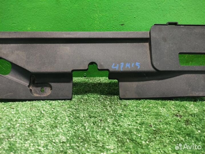 Накладка замка капота Toyota Auris E150 2009