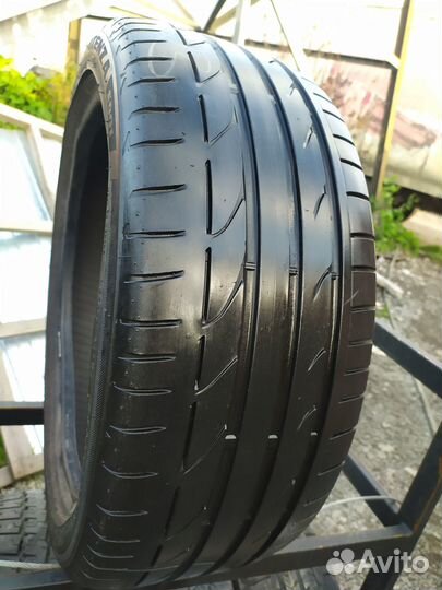Bridgestone Potenza S001 225/40 R18