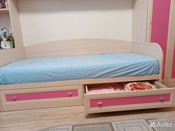 Детская кровать с матрасом бу