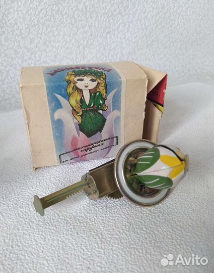 Игрушка СССР дюймовочка механическая
