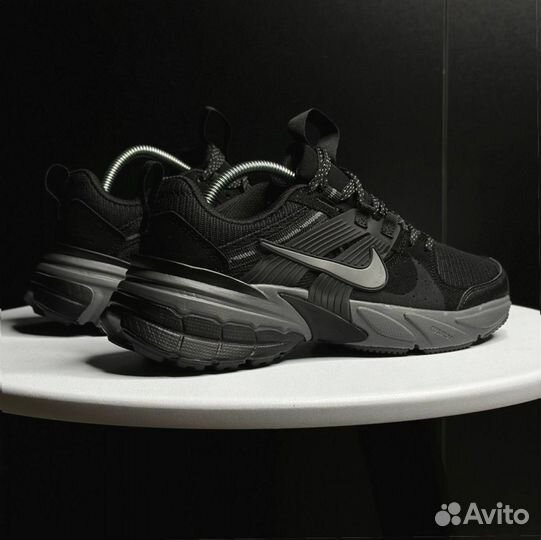 Кроссовки Nike V2K Run Runtekk dark