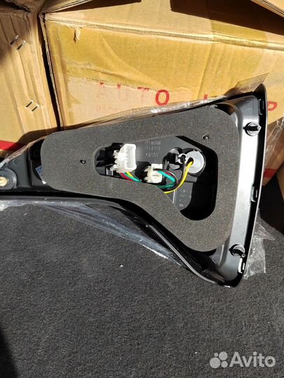 Фары задние на Kia Sorento