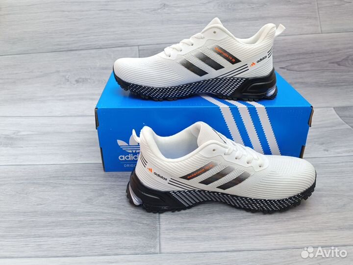 Кроссовки adidas лето