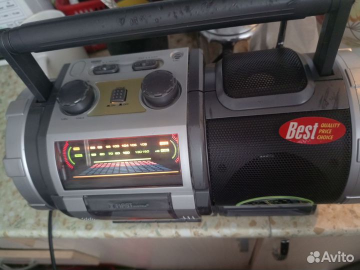 Магнитофон, приемник First RC-1606