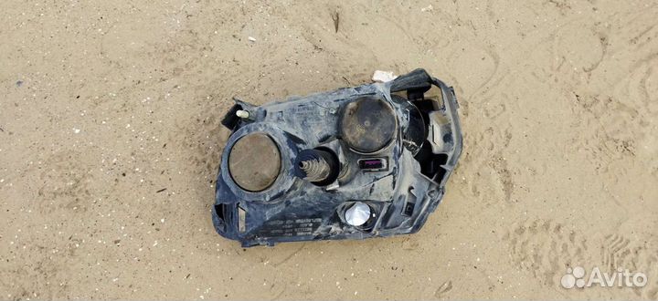 Фара правая renault duster, на запчасти