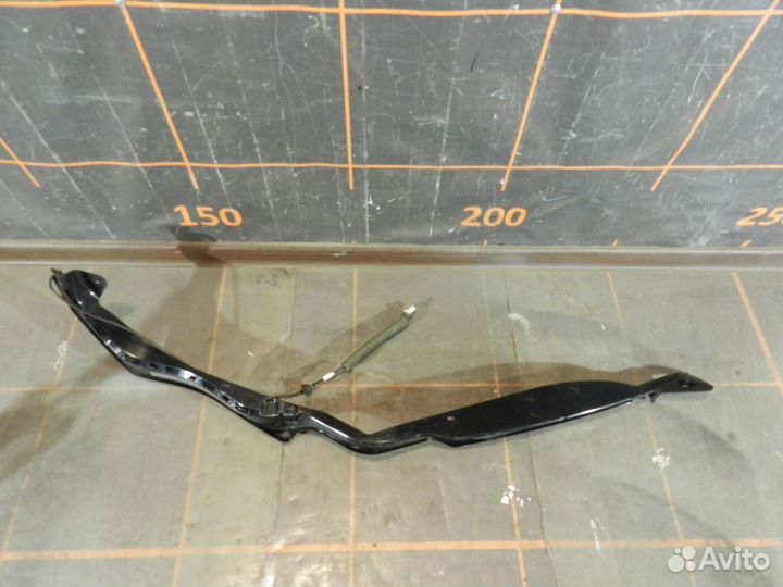 Уплотнитель багажника правый - Nissan X-Trail T32