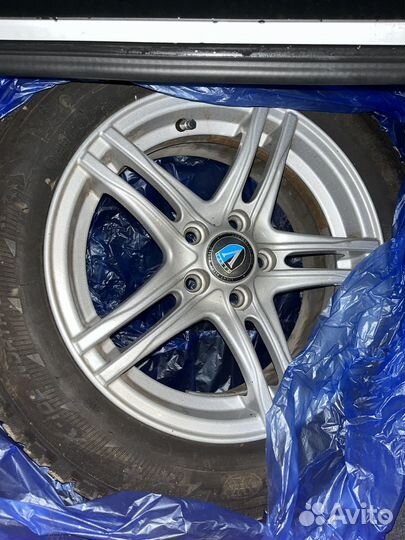 Колеса venti r15 5x100. Мишлен. Vw polo, Rapid