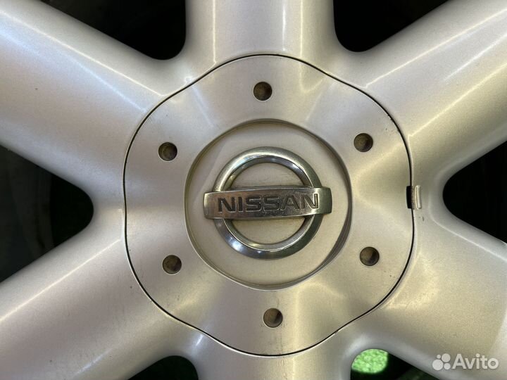 R18 Nissan оригинал 5x114.3 7.5J ET+40 цо66,1мм