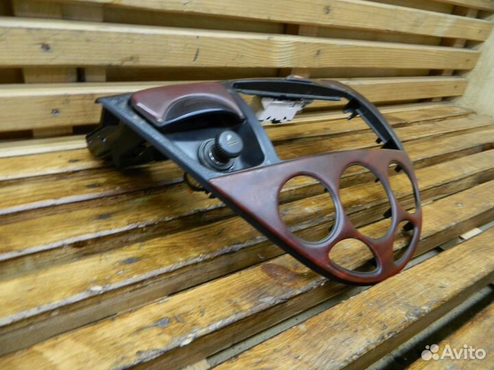 Рамка магнитолы Ford Focus рест. 2002 98AB-A046A04