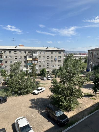 3-к. квартира, 57 м², 4/5 эт.