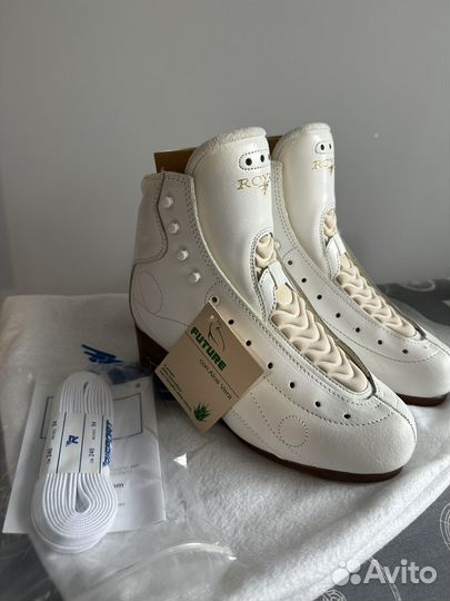 Коньки (ботинки ) Risport royal super lady white