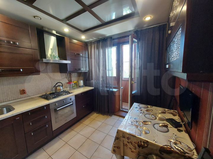 4-к. квартира, 102 м², 5/9 эт.