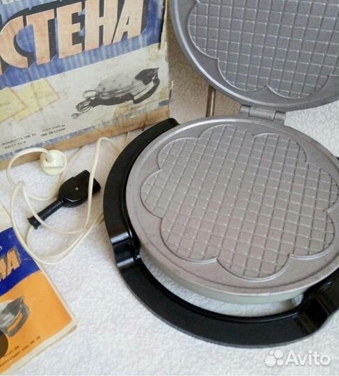 Электрическая вафельница СССР новая